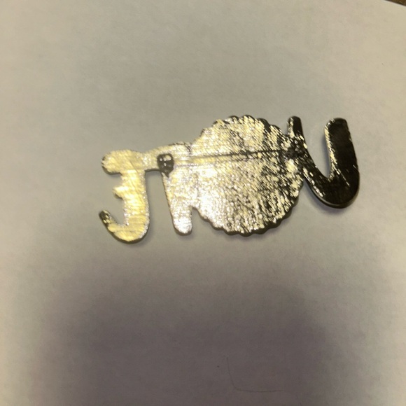 New Alpha Kappa Alpha Sorority green vote crest pin - Picture 2 of 3